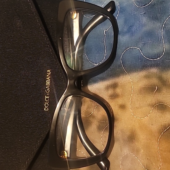 Dolce and Gabbana eyeglasses frames with black case no cloth - Picture 2 of 7